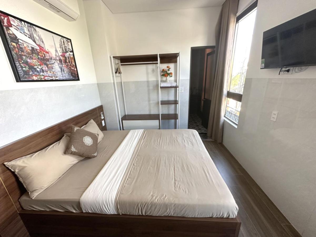 Oyo 1193 Huynh Gia Hotel Дананг Екстер'єр фото